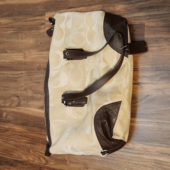 Coach Purse - Picture 1 of 2